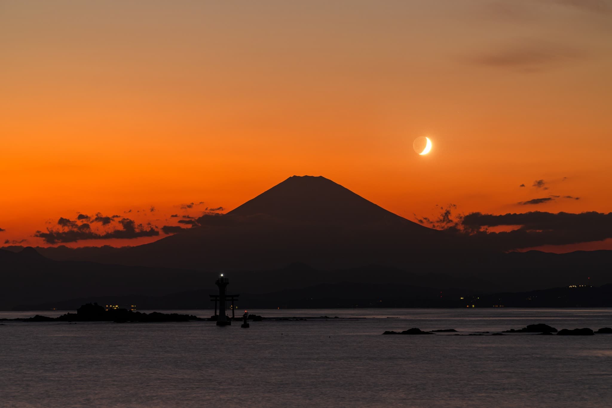 Why Mt. Fuji is Japan’s Most Romantic Destination for Couple Photography
