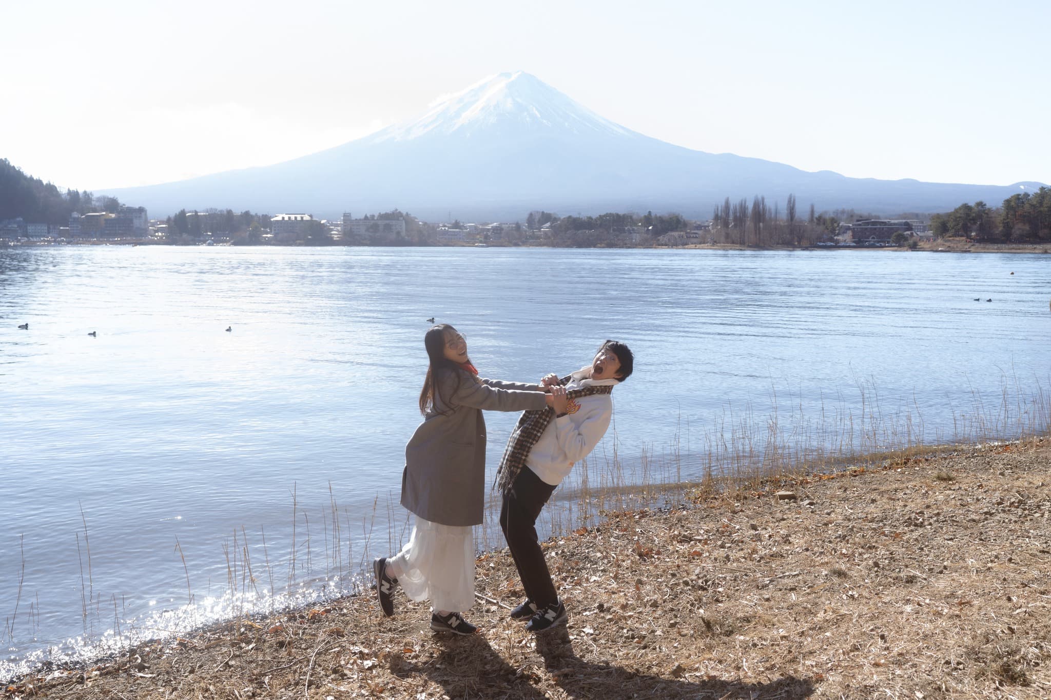 mt-fuji-romantic-couple-photography-guide